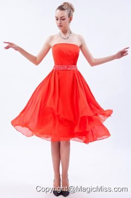 Red Empire Strapless Knee-length Chiffon Beading Prom Dress