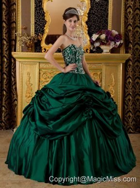 Dark Green Ball Gown Sweetheart Floor-length Taffeta Embroidery Quinceanera Dress