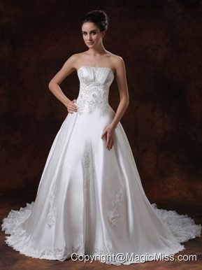 Elegant Strapless Beading Taffeta Chapel Train 2013 Wedding Dress