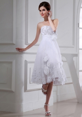 A Line Strapless Tulle Appliques Hand Made Flower White Wedding Dress