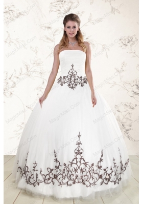 2015 Unique Appliques Strapless White Quinceanera Dresses