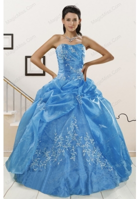 Classical Baby Blue 2015 Quinceanera Dresses with Embroidery