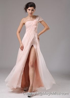 Light Pink One Shoulder and Hande Made Flowers For 2013 Evening Dress Custom Made