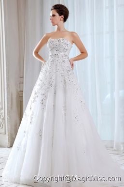 Sweet A-line Strapless Court Train Tulle Beading Wedding Dress