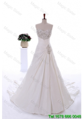 2016 Summer Romantic Embroidery and Beading Wedding Dresses with Court Train