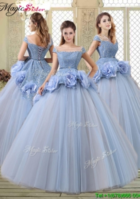 2016 Luxurious Bateau Lavender Quinceanera Gowns with Hand Made Flowers