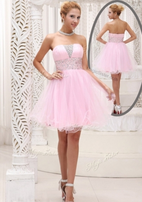 Exquisite Strapless Beading Short Bridesmaid Dress for Homecoming