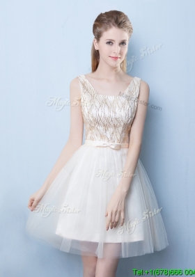 Popular Champagne Square Short Prom Dress with Sequins and Bowknot