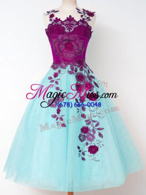Dynamic Straps Sleeveless Bridesmaid Gown Knee Length Appliques Aqua Blue Tulle