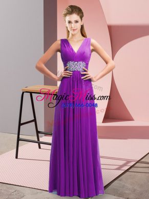 Luxury V-neck Sleeveless Prom Dresses Floor Length Beading and Ruching Purple Chiffon