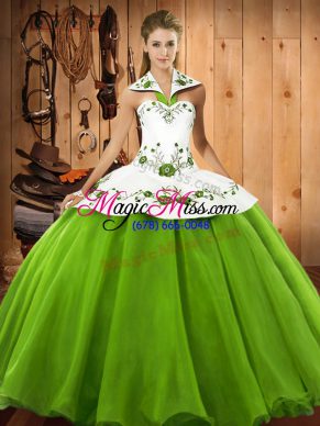 Hot Selling Quinceanera Dresses Military Ball and Sweet 16 and Quinceanera with Embroidery Halter Top Sleeveless Lace Up