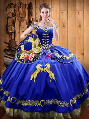 Off The Shoulder Sleeveless Lace Up Quinceanera Dresses Royal Blue Satin and Organza
