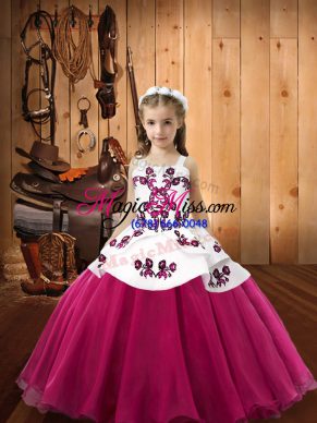 Fuchsia Sleeveless Floor Length Embroidery Lace Up Evening Gowns