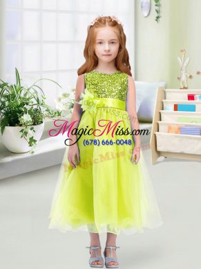 Cheap Yellow Green Sleeveless Tea Length Sequins and Hand Made Flower Zipper Toddler Flower Girl Dress