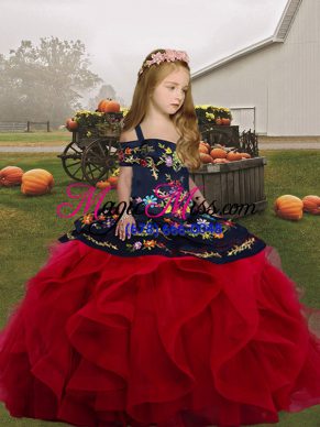 Elegant Tulle Straps Sleeveless Lace Up Embroidery and Ruffles Little Girl Pageant Dress in Red