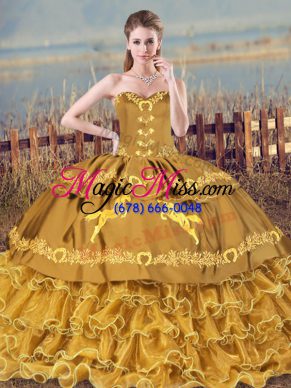 Sleeveless Embroidery and Ruffles Lace Up Quinceanera Dress with Brown Brush Train