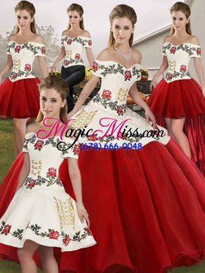 Sleeveless Organza Floor Length Lace Up Ball Gown Prom Dress in White And Red with Embroidery