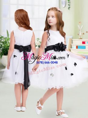 White Empire Tulle Scoop Sleeveless Appliques and Hand Made Flower Knee Length Zipper Toddler Flower Girl Dress