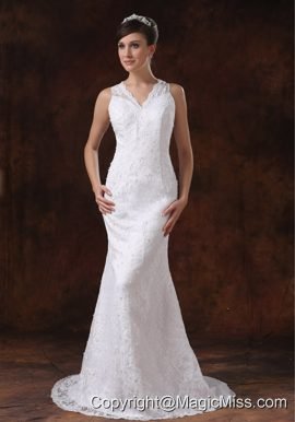 bodice Lace Mermaid / Trumpet Sweep Wedding Dress For 2013 V-Neck