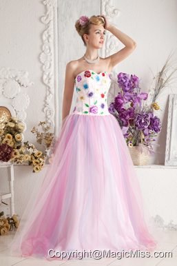 Baby Pink Prom Dress A-line Sweetheart Floor-length Colorful Appliques