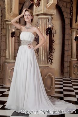 Elegant A-line Strapless Court Train Chiffon Beading Wedding Dress