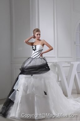 White and Black Appliques Ball Gown Strapless Chapel Train Wedding Dress