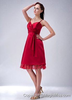 Red Column / Sheath Spaghetti Straps Knee-length Satin and Chiffon Hand Made Flowers Bridesmaid Dress