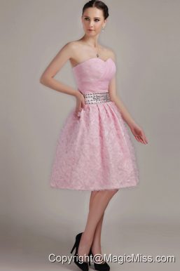 Pink A-Line / Princess Sweetheart Knee-length Organza Beading Prom Dress