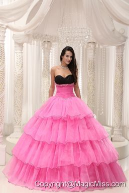 Rose Pink Sweetheart Beaded and Layers Ball Gown Quinceanera Dress Taffeta and Organza