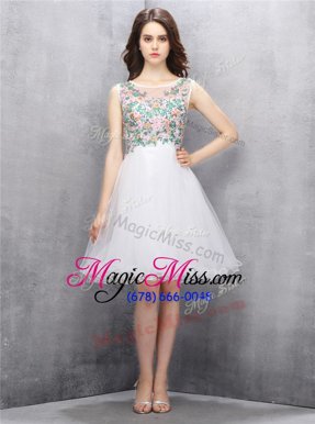 Hot Selling White Tulle Zipper Scoop Sleeveless Knee Length Club Wear Beading and Embroidery