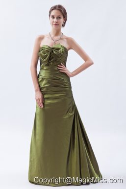 Olive Green A-line / Princess Strapless Brush Train Taffeta Ruch and Bow Bridesmaid Dress