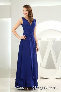 Column / Sheath V-neck Chiffon Royal Blue Ankle-length Bridesmaid Dress