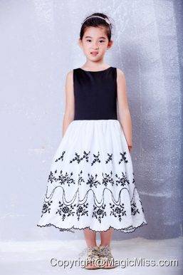White and Black A-line Scoop Tea-length Taffeta and Organza Embroidery Flower Girl Dress