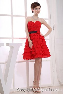 Sweetheart A-Line Ruffles Chiffon Knee-length Prom Dress Red