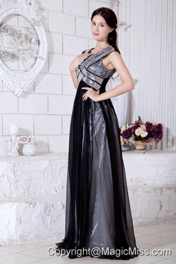 Black Empire V-neck Brush Train Chiffon Sequins Prom / Evening Dress