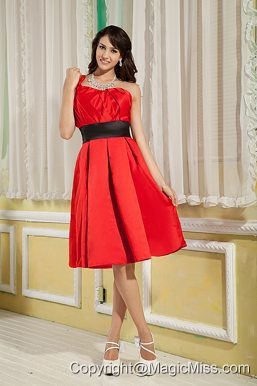 Red Bridesmaid Dress Under 100 A-line / Princess One Shoulder Satin Ruch Knee-length