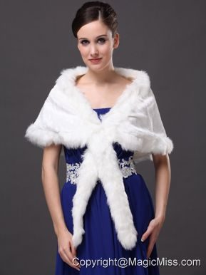 Faux Fur Elegant V-Neck White Faux Fur Wedding Party Wedding Wrap
