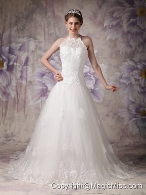 Chic A-line / Princess Halter Chapel Train Tulle Beading Wedding Dress
