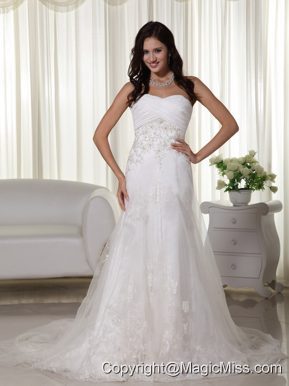 Beautiful A-line Sweetheart Court Train Tulle Appliques Wedding Dress