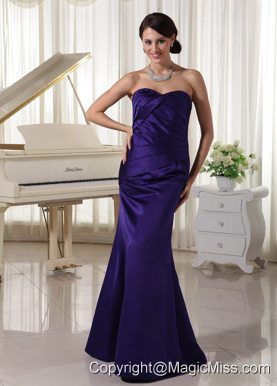 Simple Dark Purple Ruch Sweetheart Prom / Evening Dress Column Taffeta
