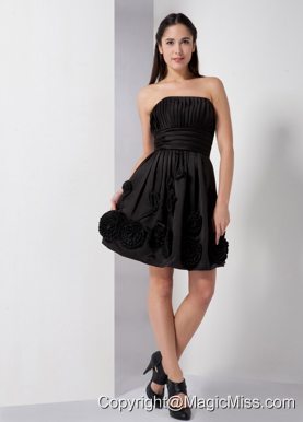 Black A-line Strapless Knee-length Taffeta Ruch and Hand Made Flowers Prom Dress