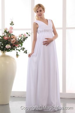 Beautiful Empire V-neck Floor-length Chiffon Hand Made Flowers Maternity Dress