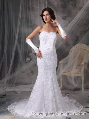 Perfect Trumpet / Mermaid Sweetheart Court Train Lace Beading Wedding Dress