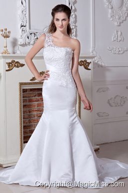 Beautiful Mermaid One Shoulder Court Train Satin Beading and Embroidery Wedding Dress