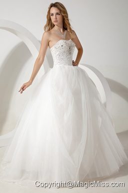 White Ball Gown Strapless Floor-length Tulle Beading Prom / Evening Dress