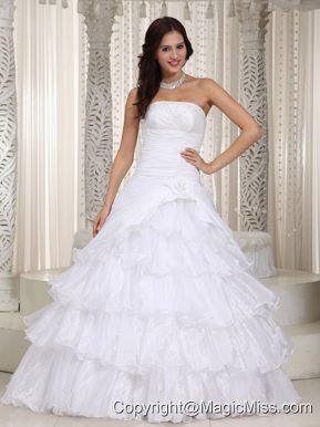 New A-line Strapless Flooor-length Organza Beading and Hand Made Flower Wedding Dress