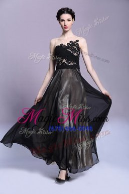 Dramatic Chiffon Scoop Sleeveless Side Zipper Appliques Prom Dress in Black