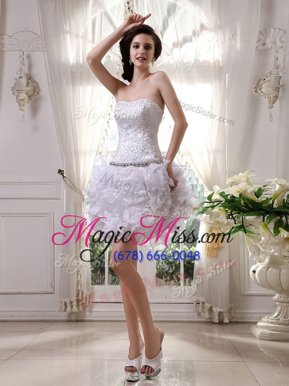 Delicate Knee Length Zipper Homecoming Dress White and In for Prom and Party with Beading and Ruffles