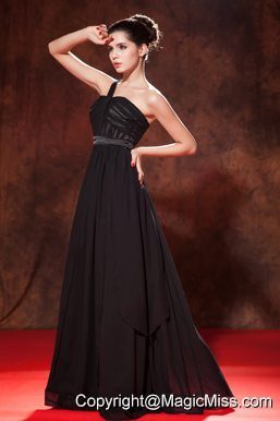 Black Empire One Shoulder Floor-length Chiffon Ruch Prom Dress