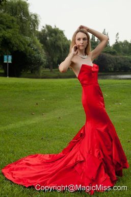 Red Mermaid Sweetheart Court Train Red Taffeta Prom Dress
